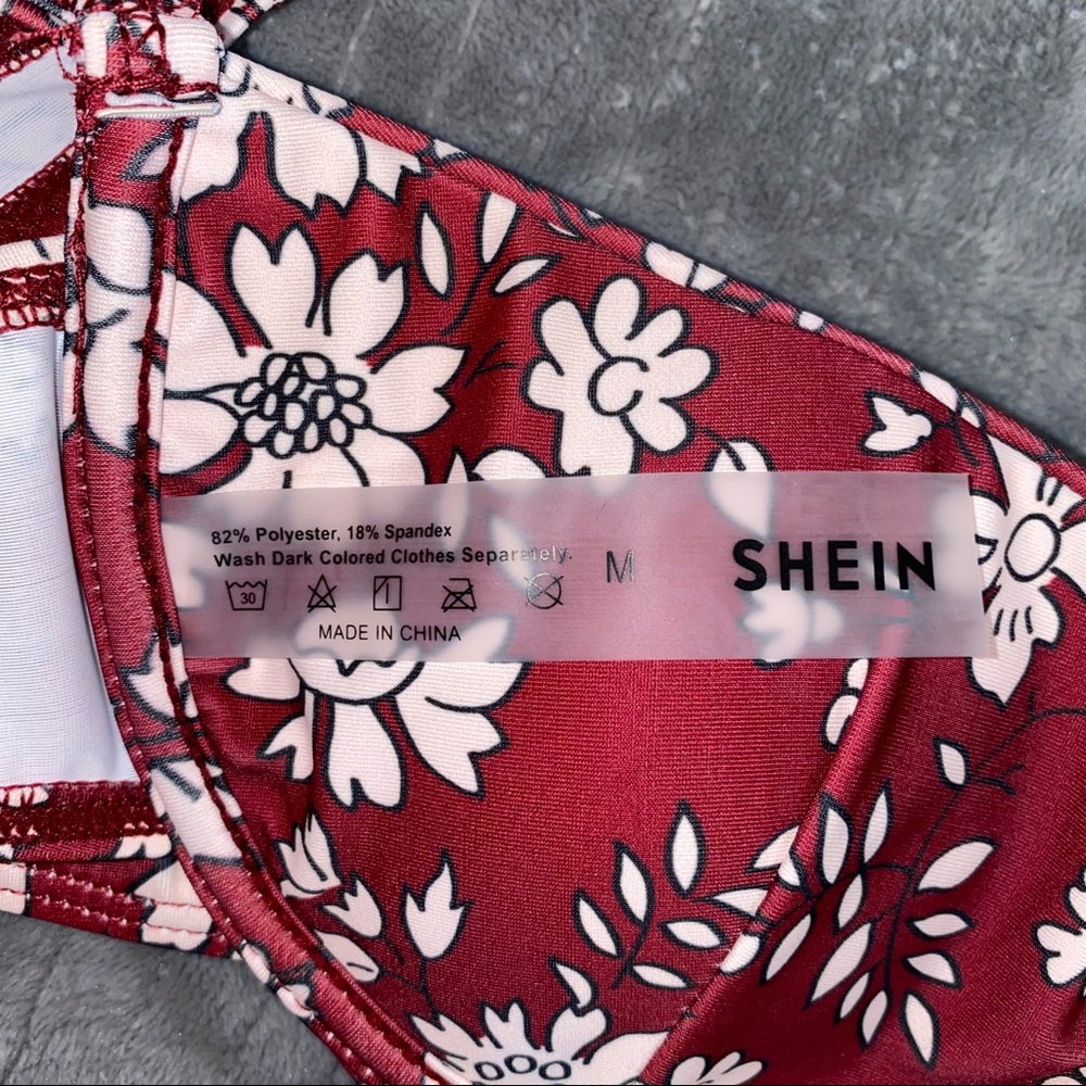 SHEIN Bikini - Picture 2 of 4